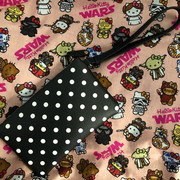 Karl Lagerfeld wristlet - Picture 2 of 4